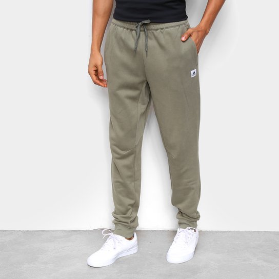 Calça Moletom Adidas Brilliant Basic Masculina - Verde Menor preço em Calça Moletom Adidas Brilliant Basic Masculina - Verde