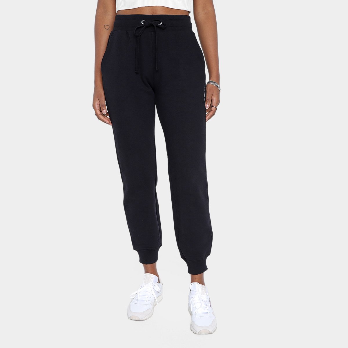 Calça Moletom Calvin Klein Hero Feminina Preto Netshoes