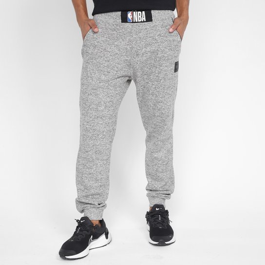 Calça Moletom NBA Jogger Basic Masculina - Marfim Menor preço em Calça Moletom NBA Jogger Basic Masculina - Marfim