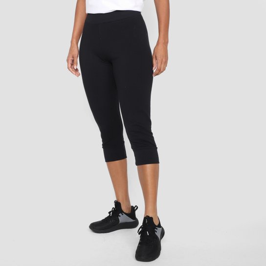 Calça Moletom Under Armour Rival Fleece Crop Feminina - Preto+Cinza Menor preço em Calça Moletom Under Armour Rival Fleece Crop Feminina - Preto+Cinza