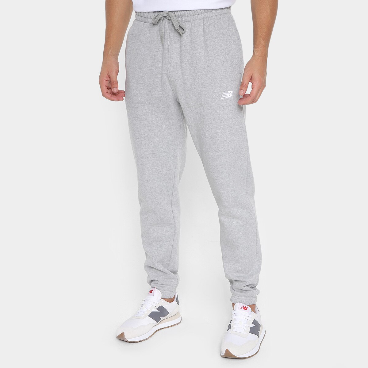 Calça New Balance Essentials Small Logo Masculina Menor preço em Calça New Balance Essentials Small Logo Masculina
