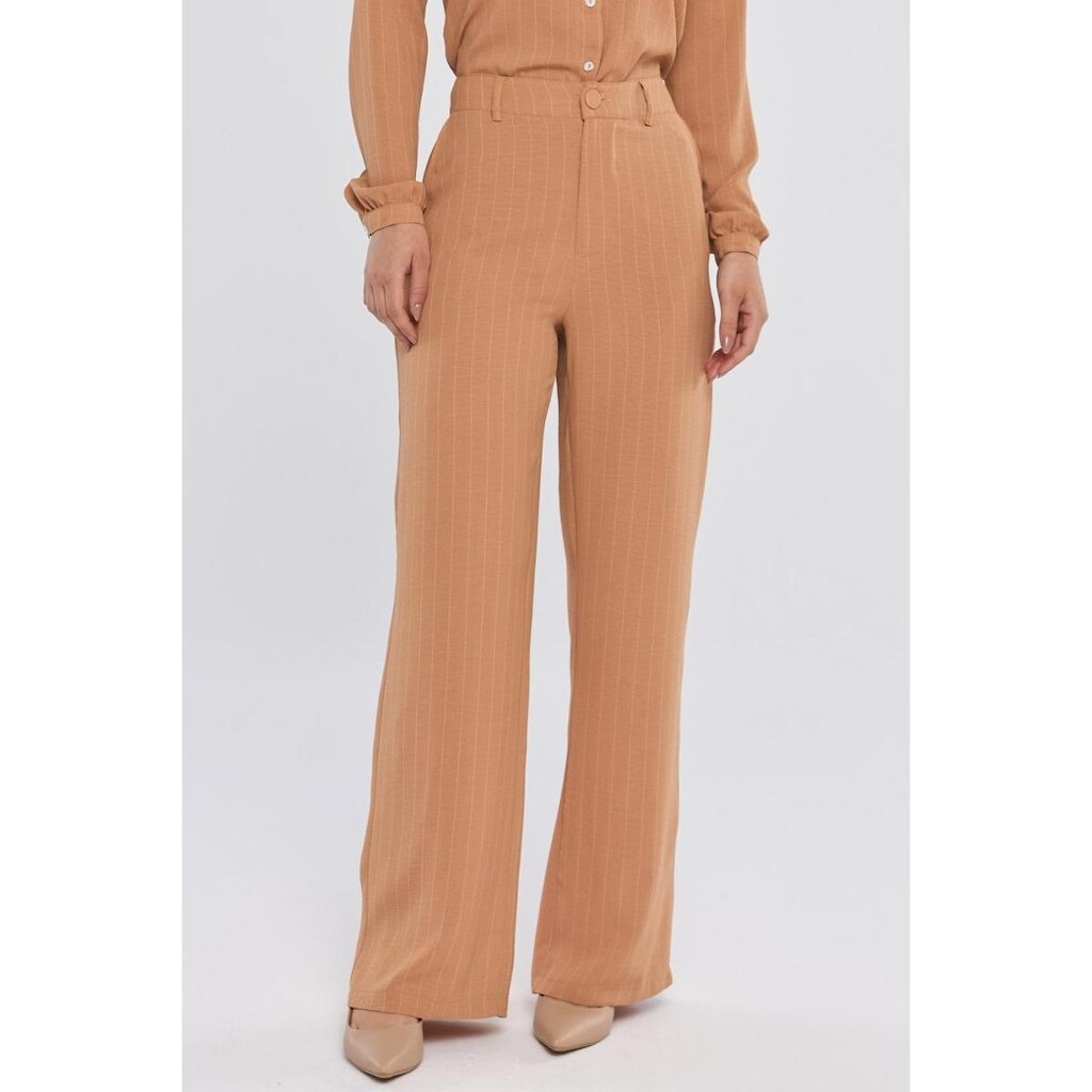Calça PKS Alfaiataria Risca de Giz Bege