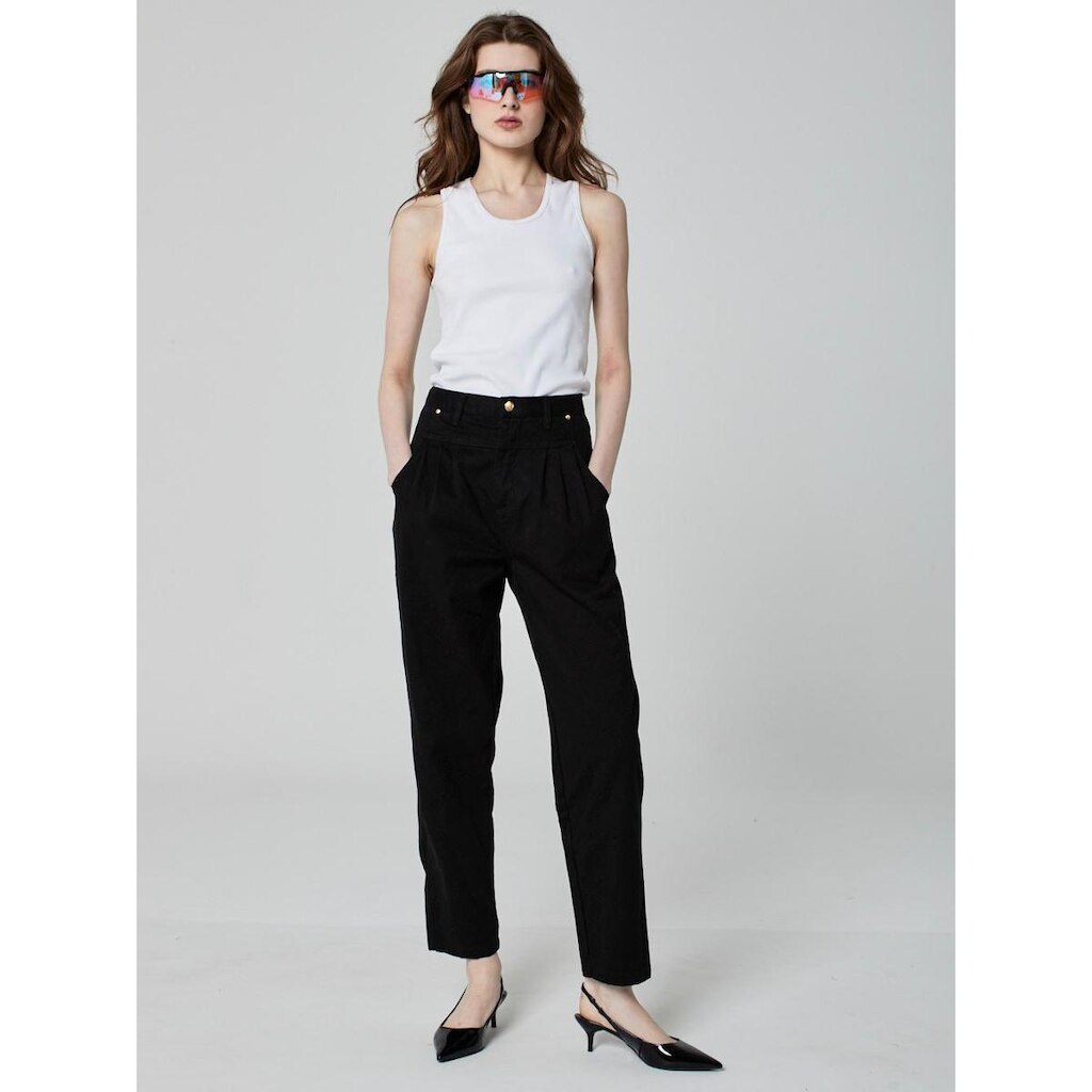 CALÇA PREGAS BRANCA