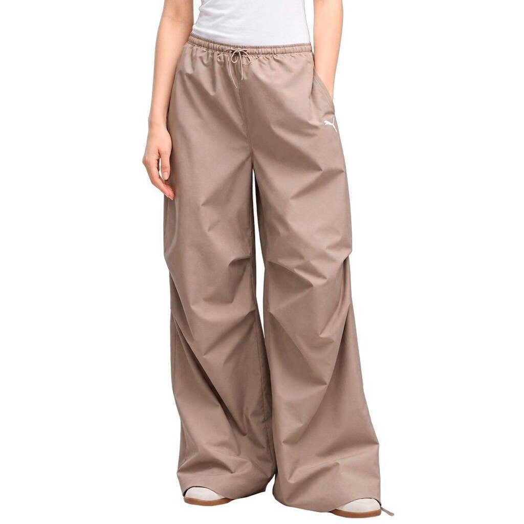 Calça Puma Parachute Wardrobe Feminina