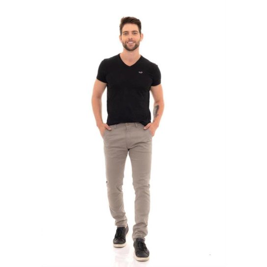 Calça Sarja Class Cinza Bolso - Cinza Menor preço em Calça Sarja Class Cinza Bolso - Cinza