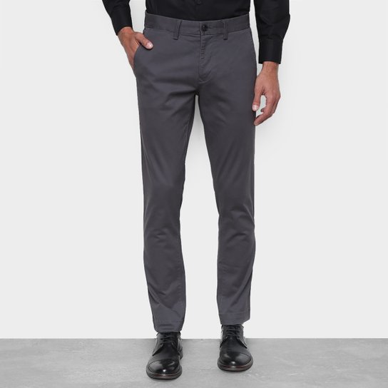 Calça Sarja GAP Slim Fit Masculina - Preto Menor preço em Calça Sarja GAP Slim Fit Masculina - Preto