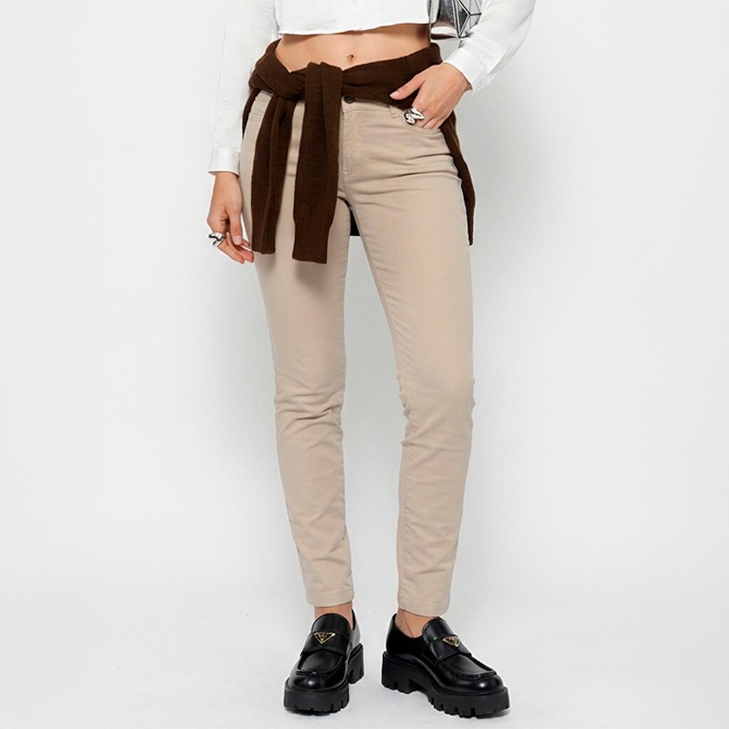 Calça Sarja Skinny Feminina Elastano Cintura Média Conforto