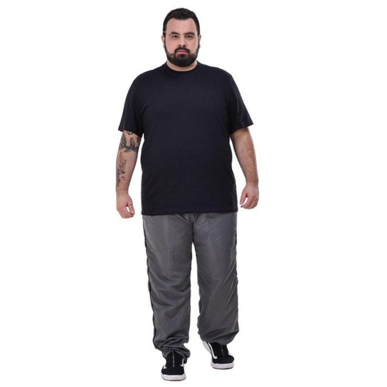 Calça Tactel Masculina Plus Size - Chumbo Menor preço em Calça Tactel Masculina Plus Size - Chumbo