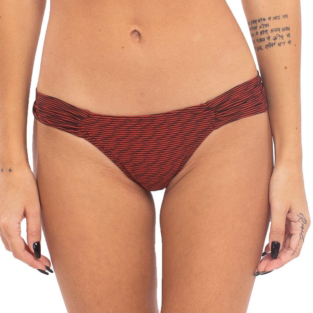 Calcinha de Biquíni Malu Comfort Canoa