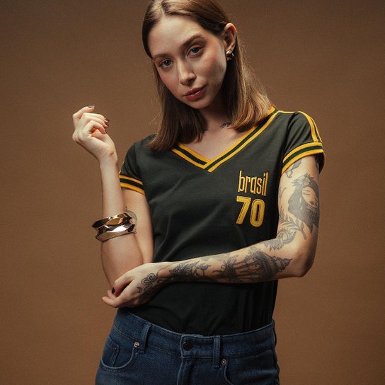 Camisa Brasil Retrô Treino 1970 Feminina - Verde escuro Menor preço em Camisa Brasil Retrô Treino 1970 Feminina - Verde escuro