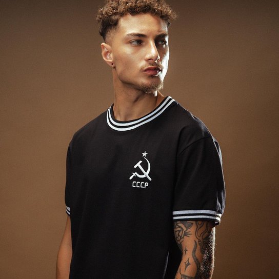 Camisa CCCP Retrô Classic Black Masculina - Preto Menor preço em Camisa CCCP Retrô Classic Black Masculina - Preto
