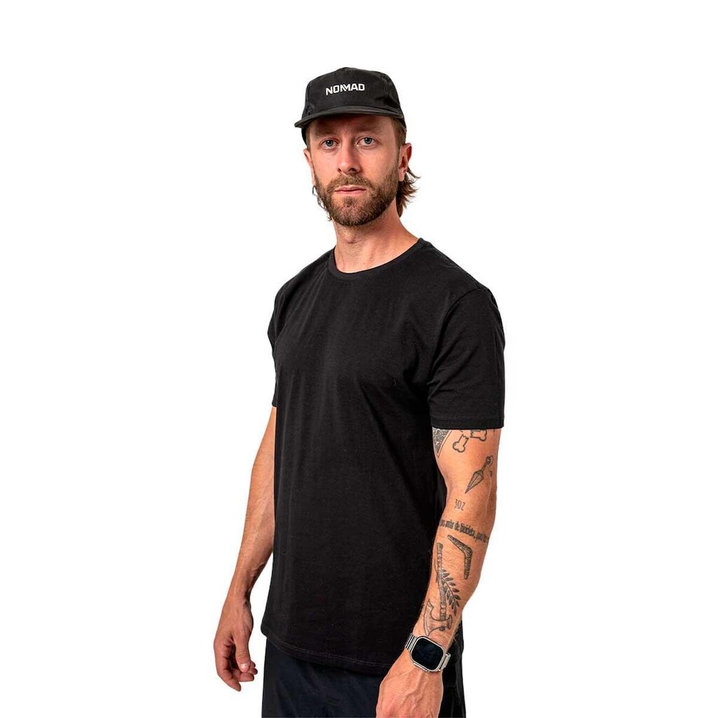 Camisa Masculina Casual Preta Camiseta Basic Logo Nas Costas Nomad