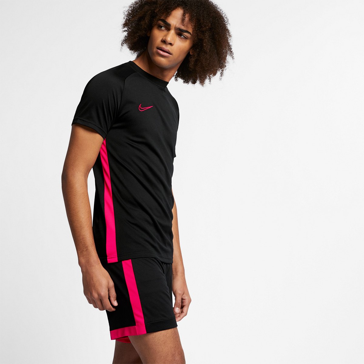 camiseta nike masculina rosa