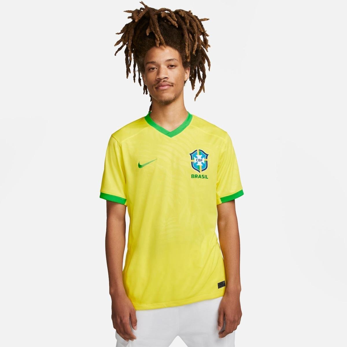 Camisa Nike Brasil I 2023/25 Torcedor Pro Masculina Menor preço em Camisa Nike Brasil I 2023/25 Torcedor Pro Masculina