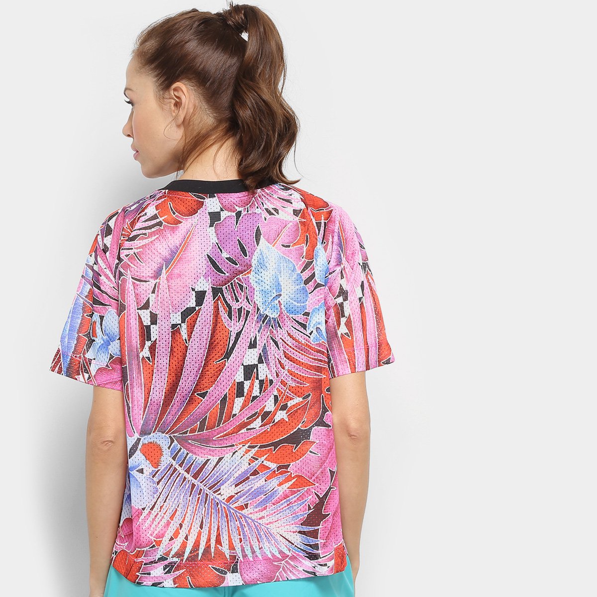 camiseta nike colorida