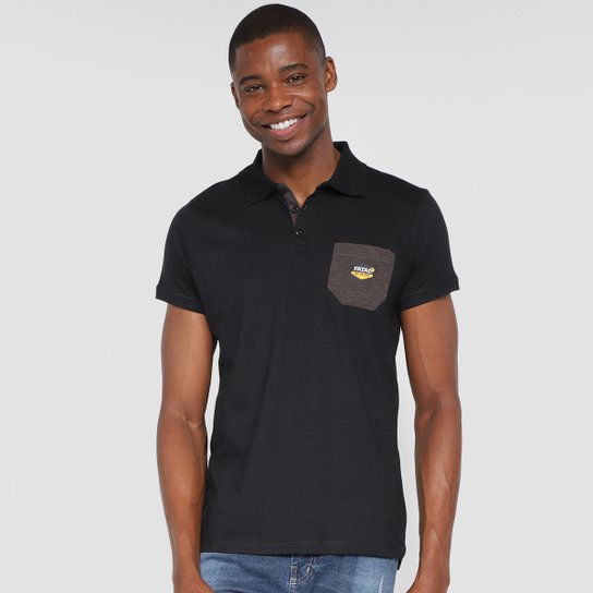 Camisa Polo Fatal Especial Orb com Bolso Masculina - Preto Menor preço em Camisa Polo Fatal Especial Orb com Bolso Masculina - Preto