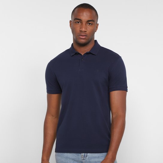Camisa Polo Forum Com Botão Manga Curta Masculina - Azul Menor preço em Camisa Polo Forum Com Botão Manga Curta Masculina - Azul