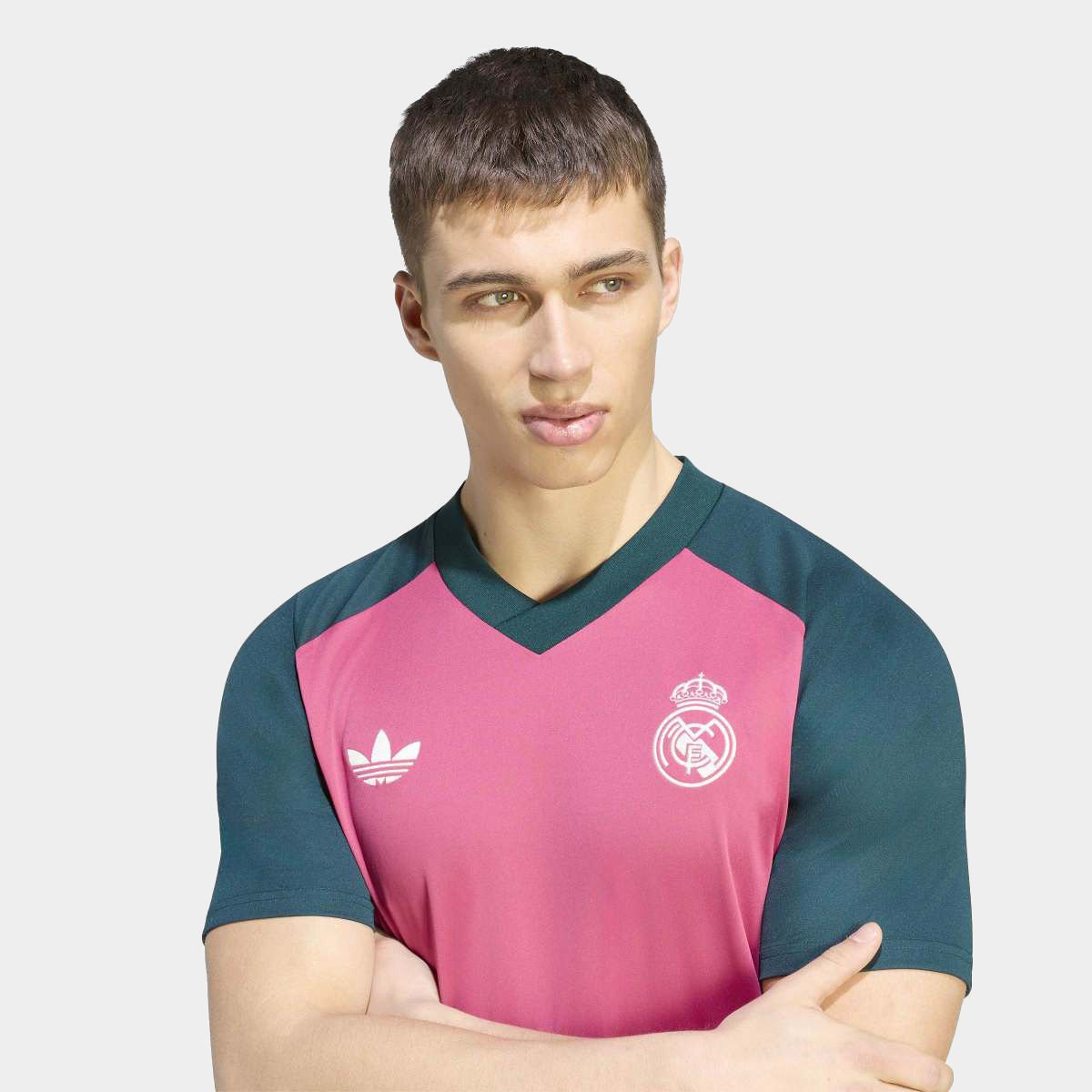Camisa Real Madrid 26/27 Pré-Jogo Adidas Masculina - Rosa+Verde