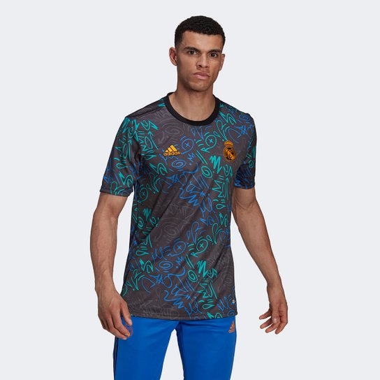 Camisa Real Madrid Pré-Jogo 22/23 S/N° Adidas Masculina - Roxo+Preto Menor preço em Camisa Real Madrid Pré-Jogo 22/23 S/N° Adidas Masculina - Roxo+Preto