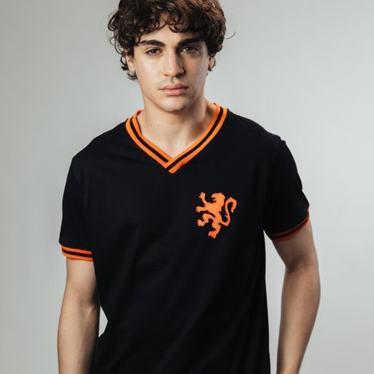 Camisa Retrô Gol Seleção Holanda Edição Limitada Masculina - Preto Menor preço em Camisa Retrô Gol Seleção Holanda Edição Limitada Masculina - Preto