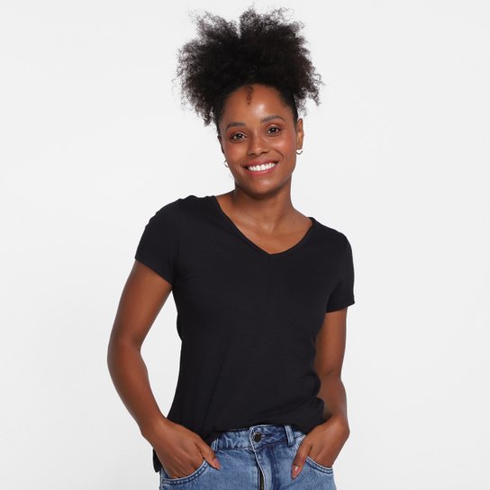 Camiseta Abrange Básica Feminina - Preto é ruim? Camiseta Abrange Básica Feminina - Preto é boa?