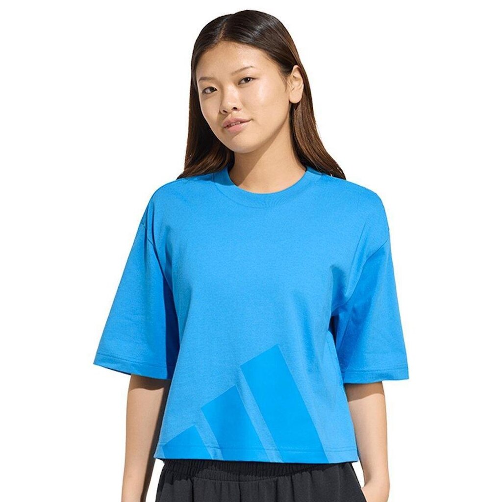 Camiseta Adidas Boyfriend Essentials Feminina