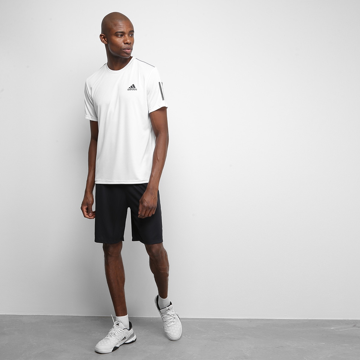 short adidas club 3 stripes masculino