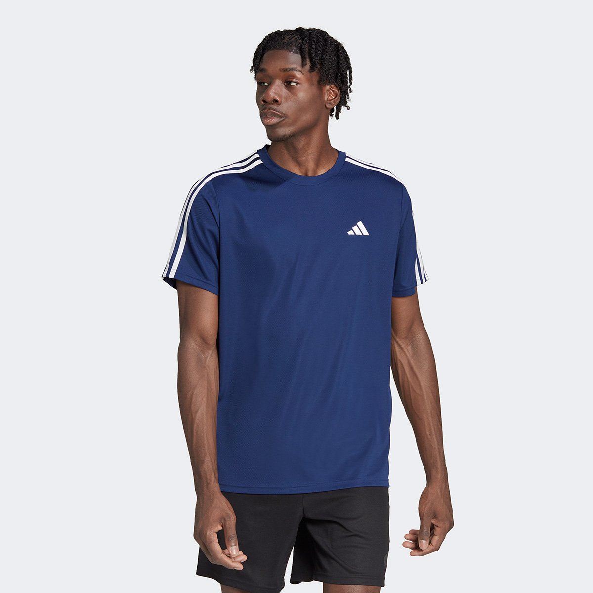 Camiseta Adidas Essentiasl 3 Listras Masculina Menor preço em Camiseta Adidas Essentiasl 3 Listras Masculina