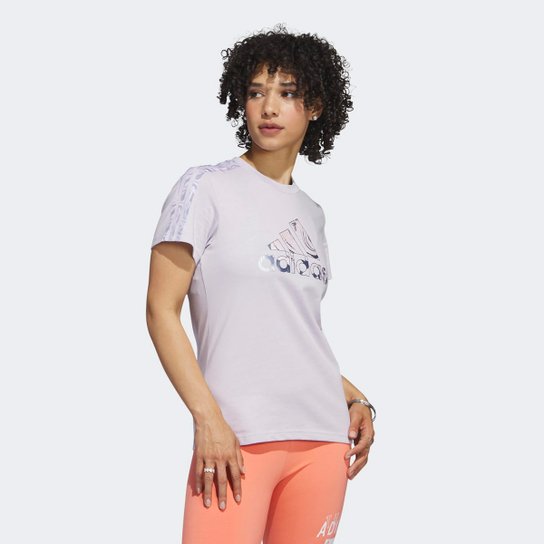 Camiseta Adidas Grafica Luxe Feminina - Lilás Menor preço em Camiseta Adidas Grafica Luxe Feminina - Lilás