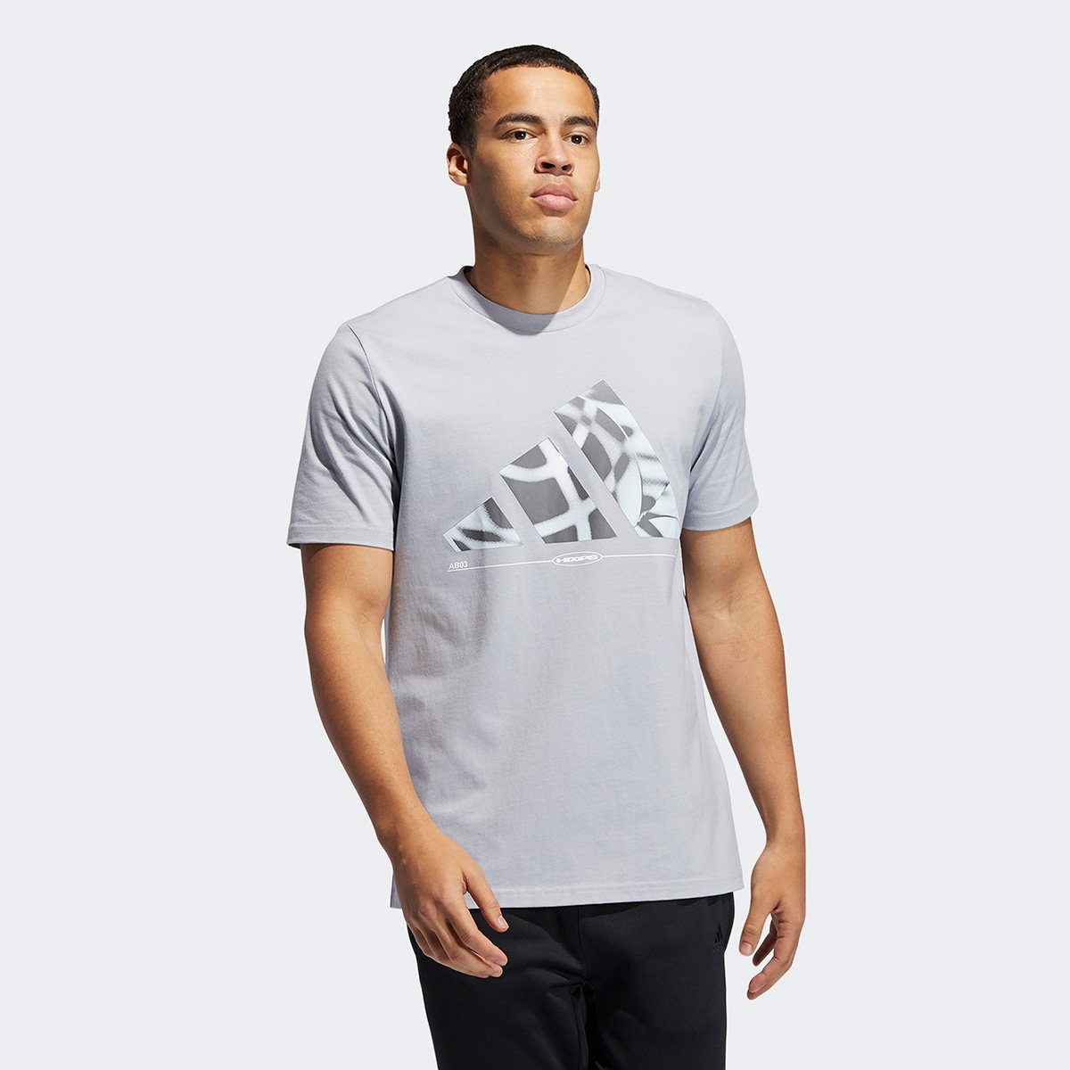 camiseta adidas hoop