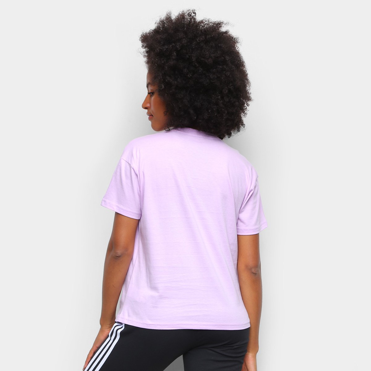camiseta adidas logo vazado floral feminina