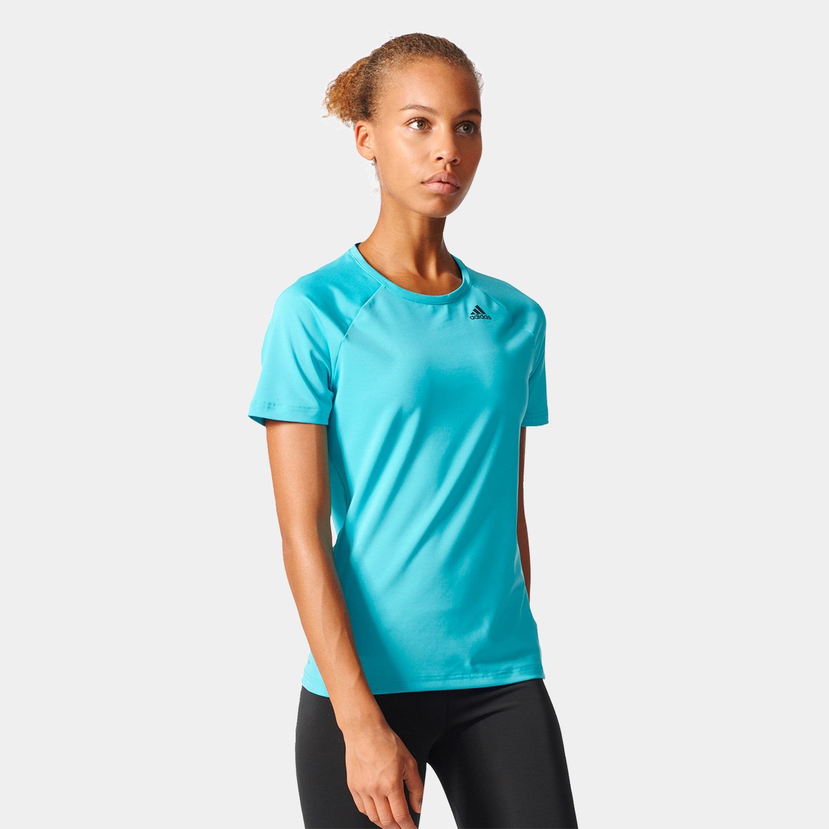 camiseta adidas m2m solid feminina azul piscina camiseta adidas m2m solid feminina azul piscina