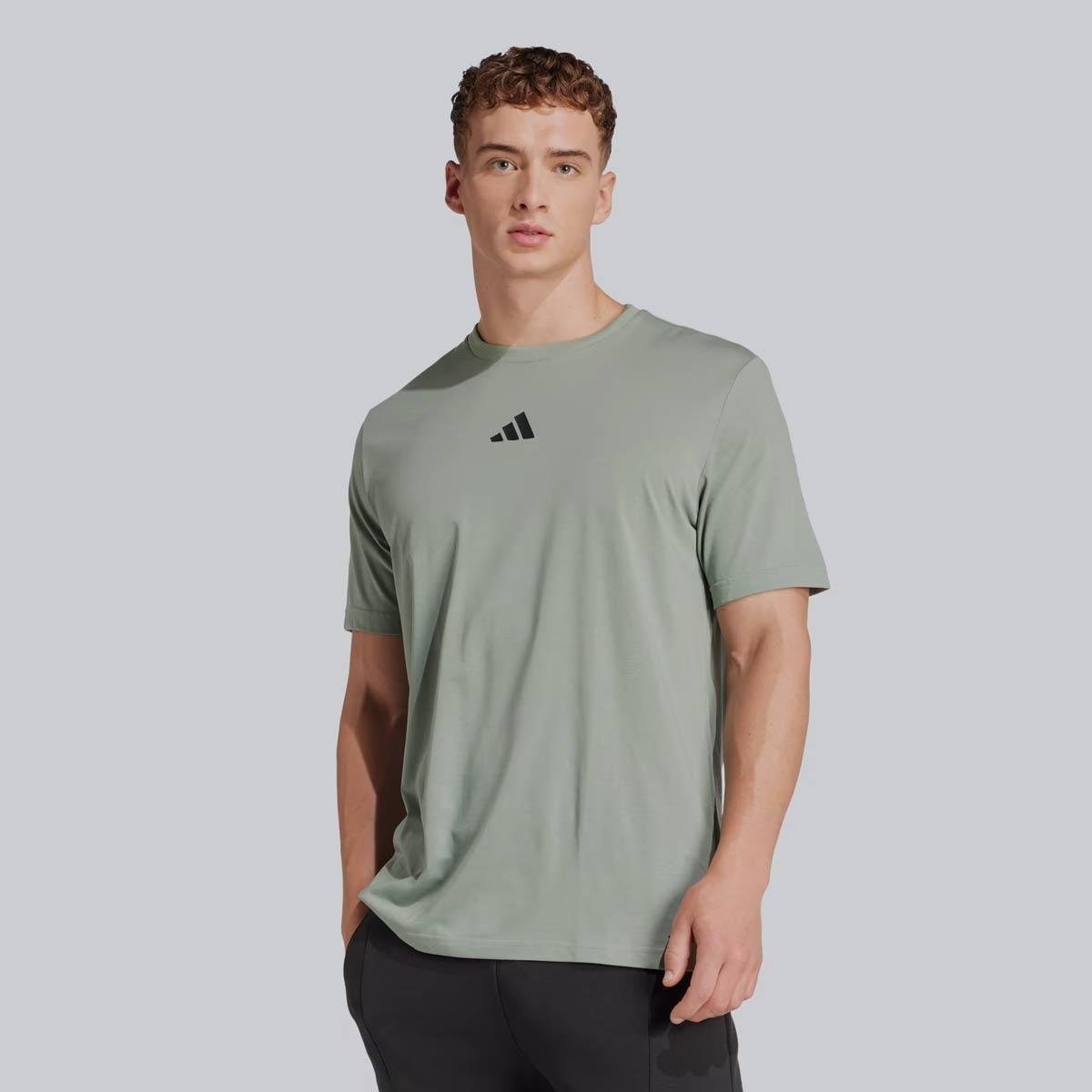 Camiseta Adidas One Rept a Time Verde Menor preço em Camiseta Adidas One Rept a Time Verde