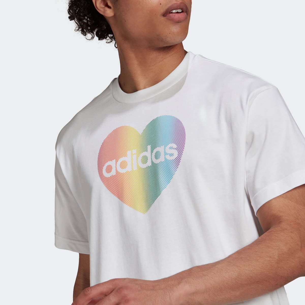 adidas pride camiseta