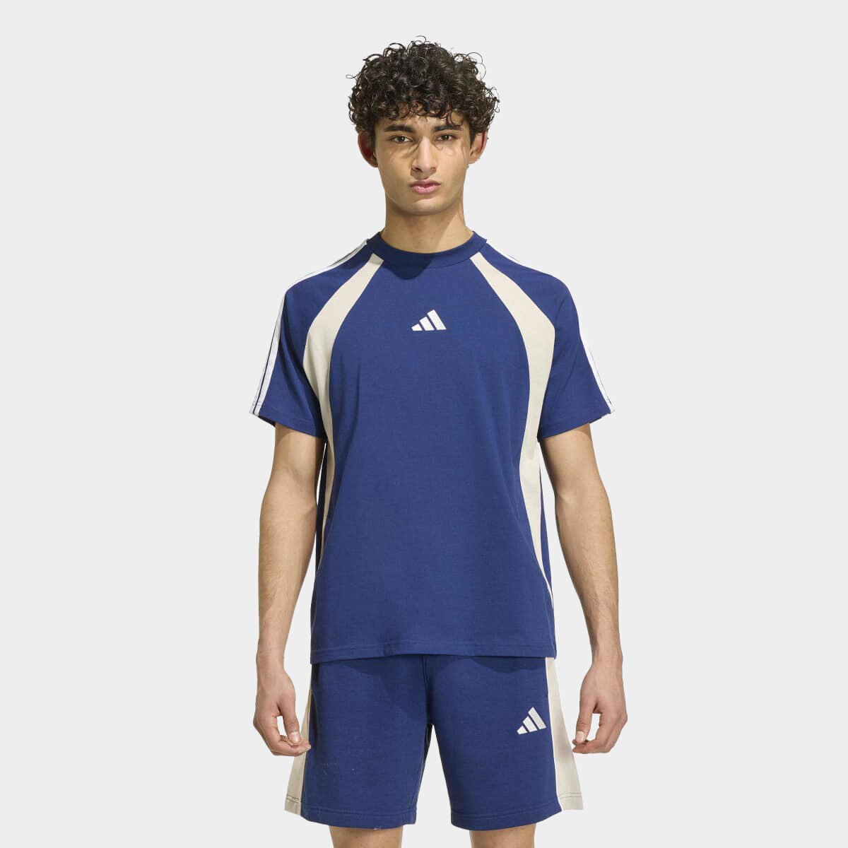 Camiseta Adidas Seasonals Masculina Marinho Bege