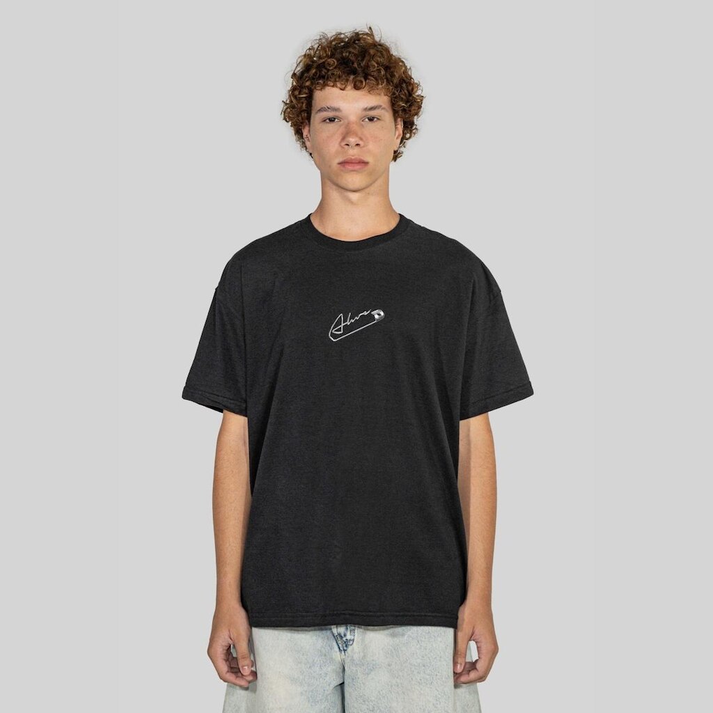 Camiseta Alive Clássica Pin