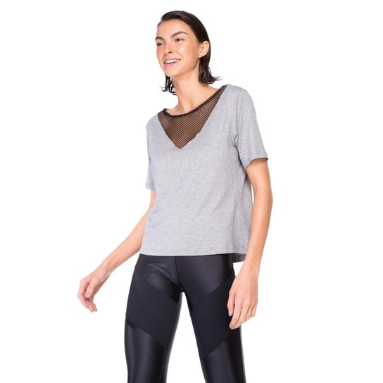 Camiseta Amaro Decote V Em Mesh Feminina - Cinza