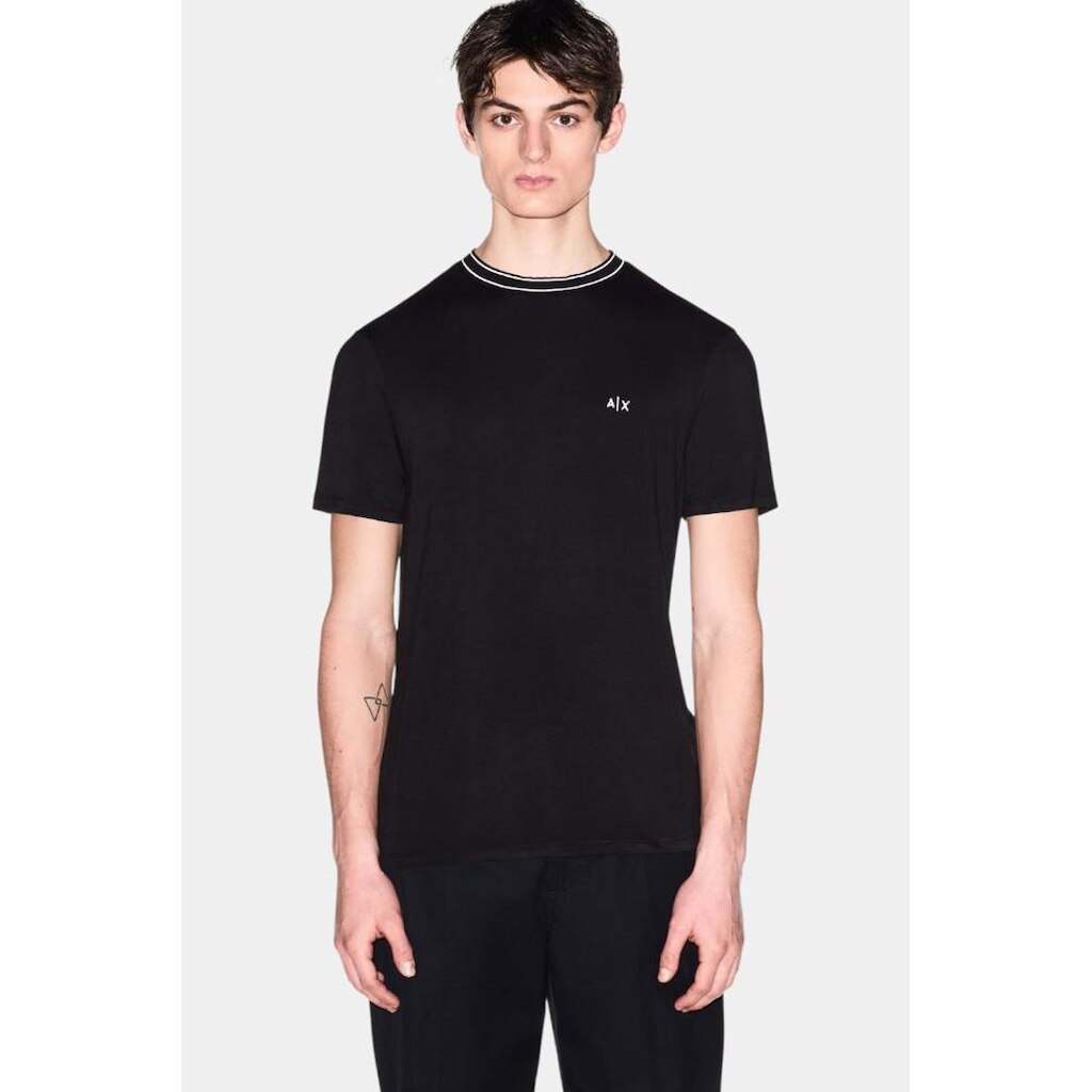 Camiseta Armani Exchange Logo Bordado Masculina