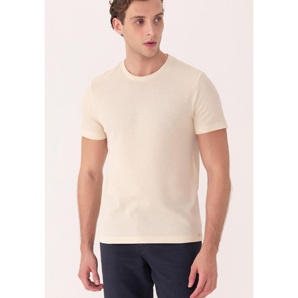 Camiseta Básica De Mangas Curtas Em Malha Texturizada