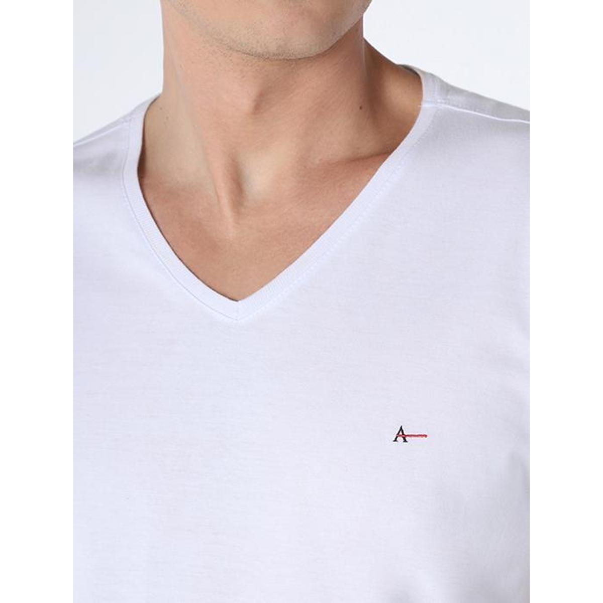camiseta gola v aramis
