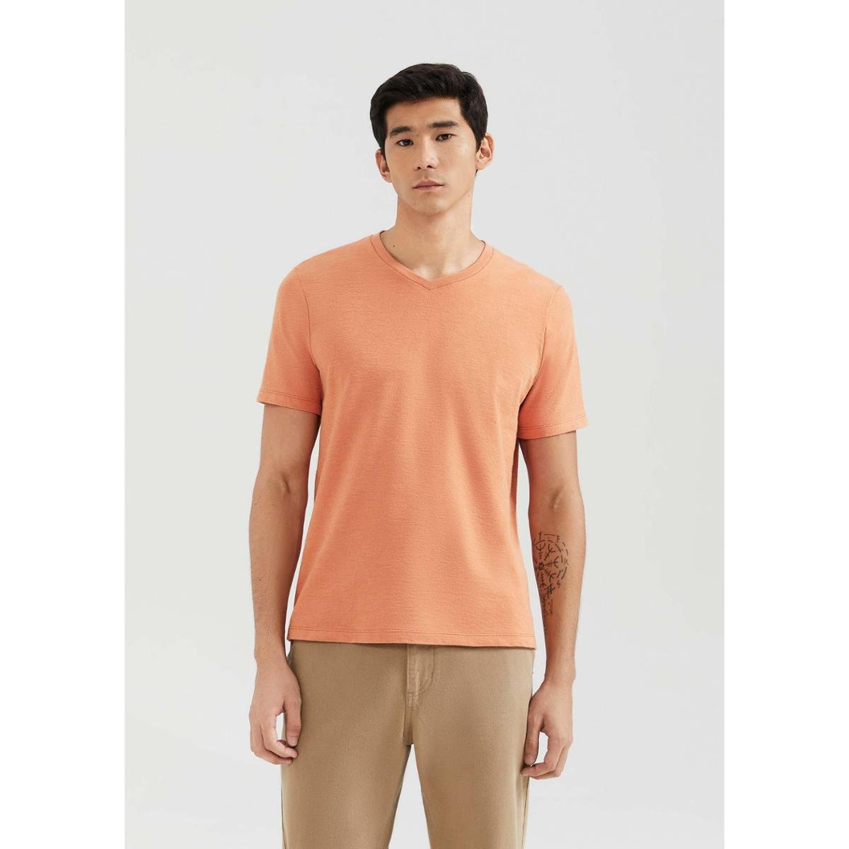 Camiseta Básica Hering Slim Em Flamê Masculina Menor preço em Camiseta Básica Hering Slim Em Flamê Masculina