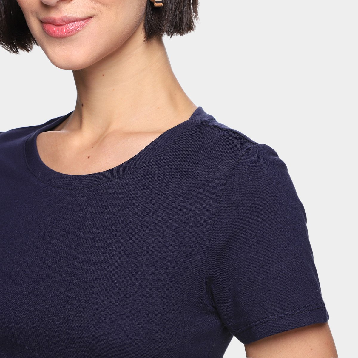 Camiseta Básica Hering Slim World Feminina - 2