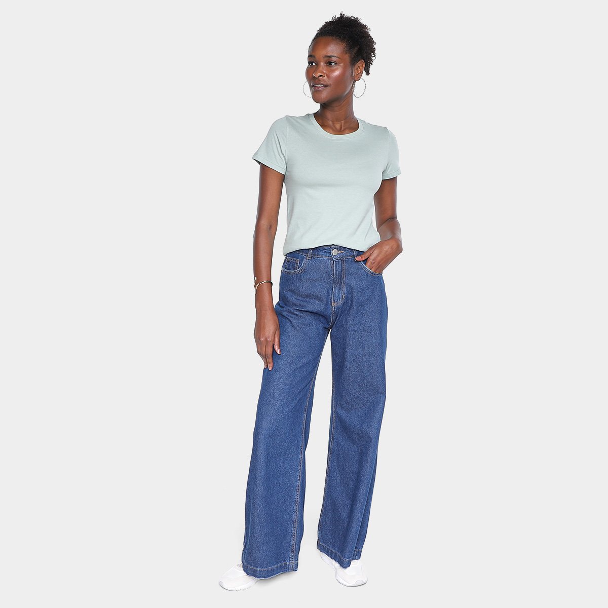 Camiseta Básica Hering Slim World Feminina - 3