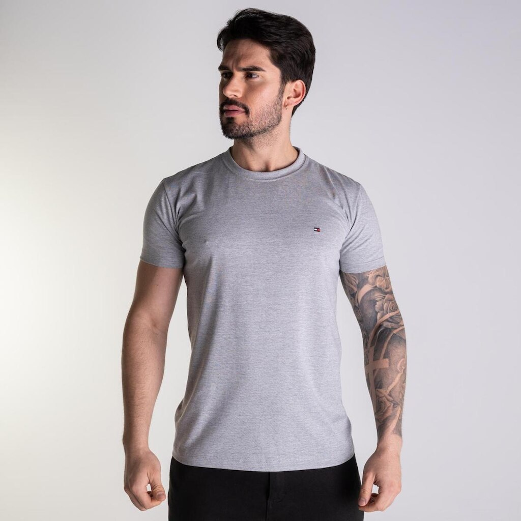 Camiseta Básica Tommy Hilfiger Classic Icon