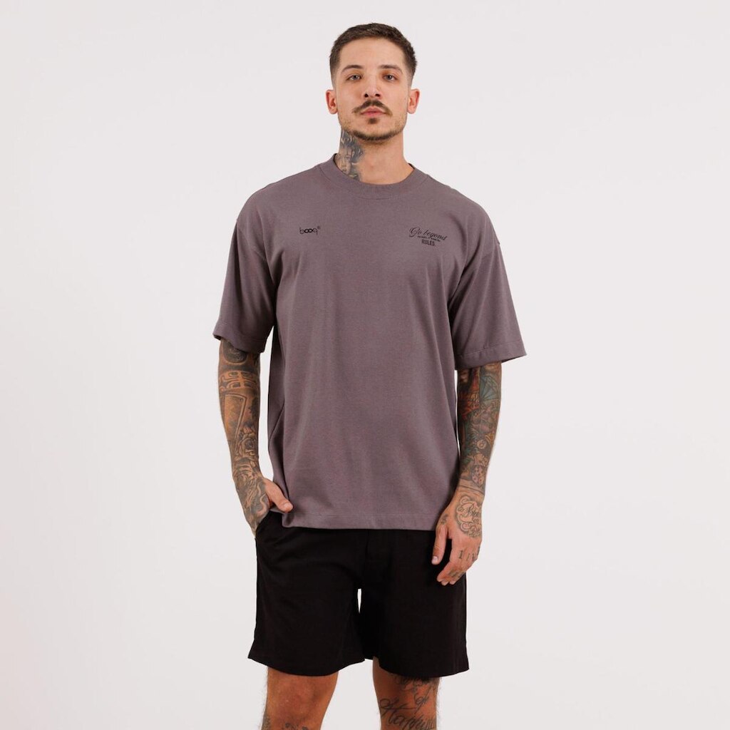 Camiseta Box Infinite Journeys Go Beyond Oversized