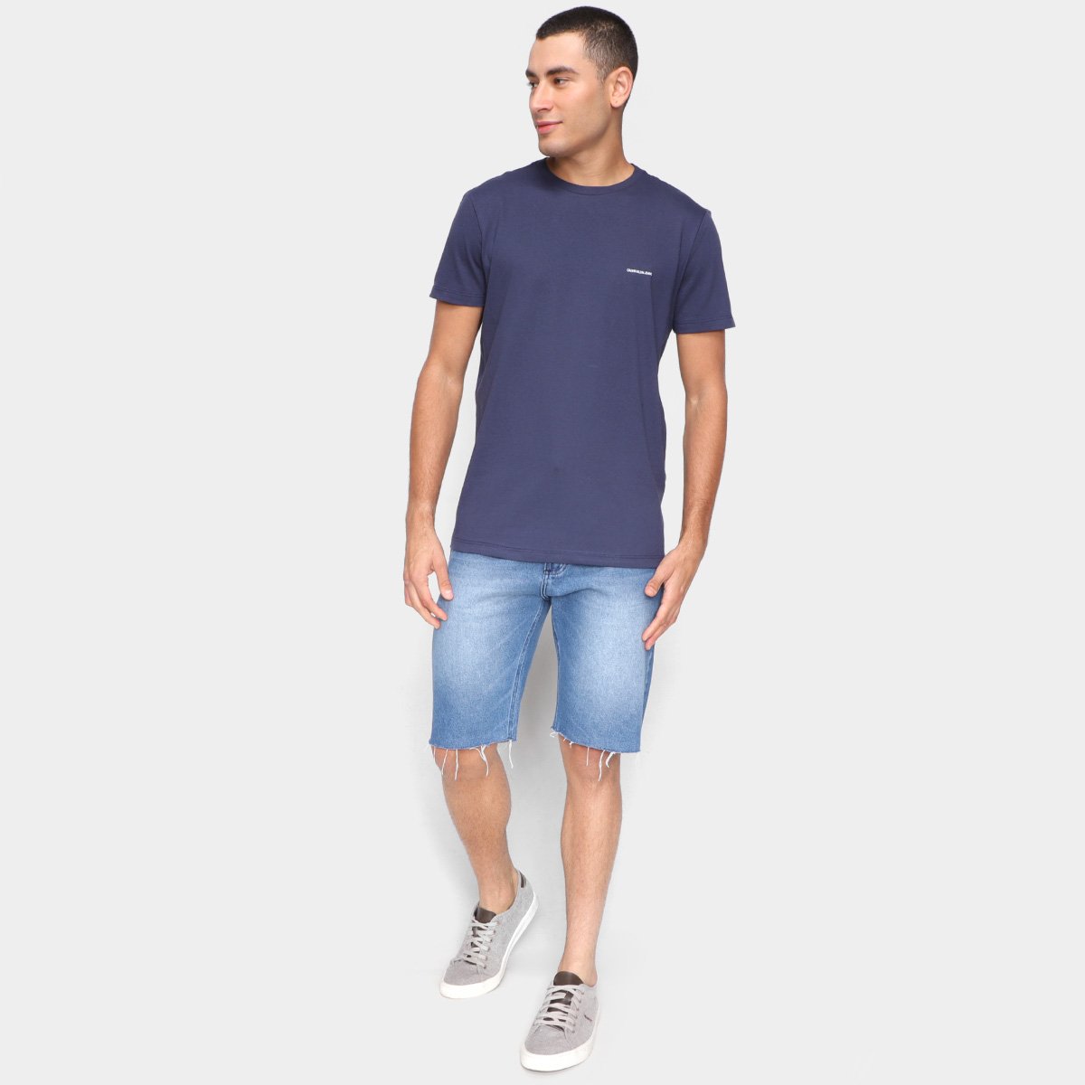 Camiseta Calvin Klein Básica Masculina - 3