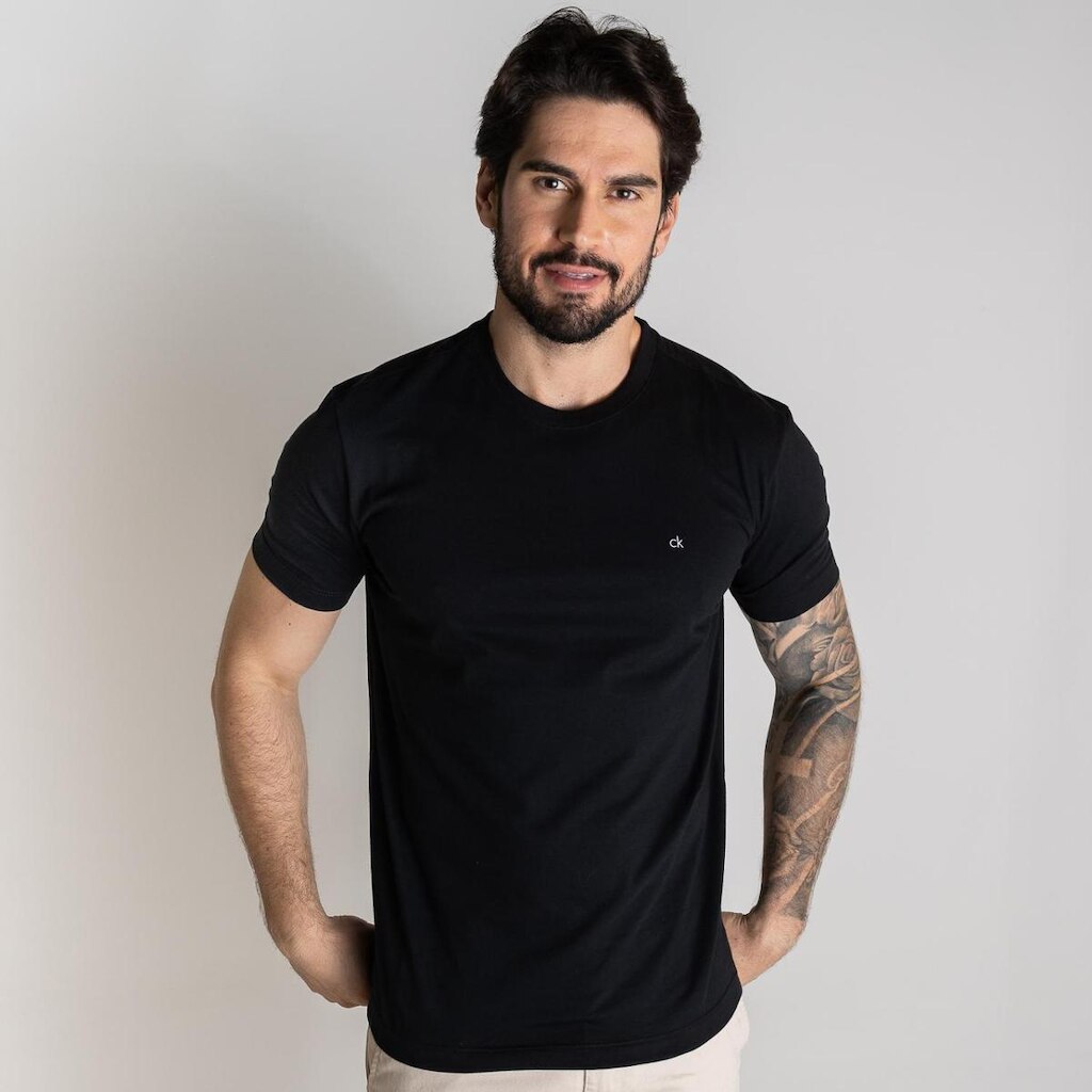 Camiseta Calvin Klein Básica Preta