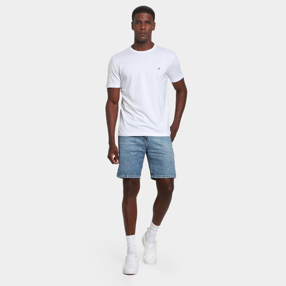 Camiseta Calvin Klein Bordado Masculina - 4