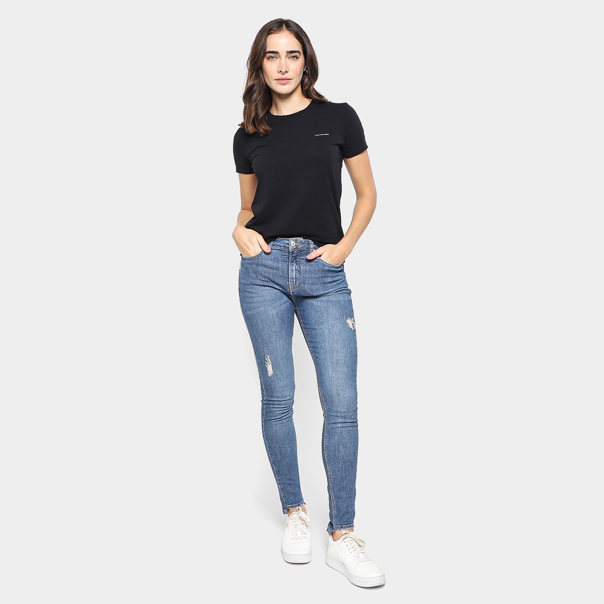 Camiseta Calvin Klein Casual Feminina - 3