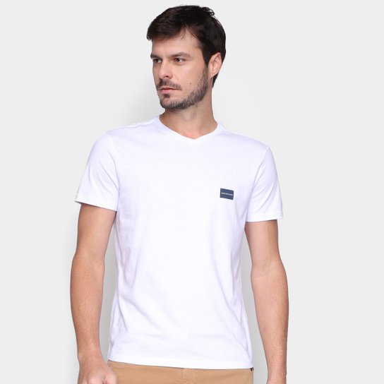 Camiseta Calvin Klein Gola V Masculina - Branco Menor preço em Camiseta Calvin Klein Gola V Masculina - Branco